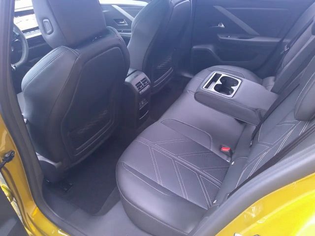 Opel Astra 1.2 Turbo Ultimate