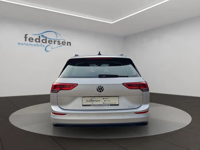 Volkswagen Golf 1.5 eTSI Golf VIII Life Variant