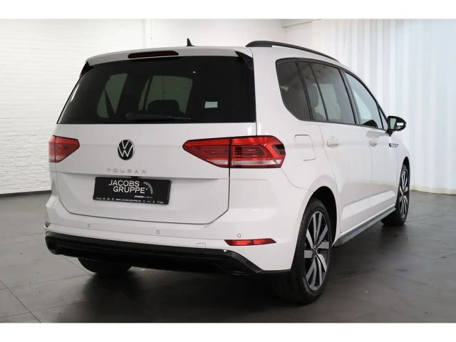 Volkswagen Touran 1.5 TSI DSG R-Line