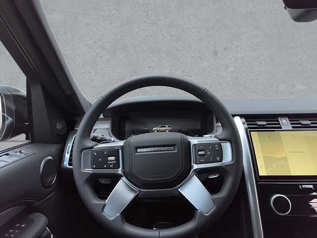 Land Rover Discovery D300 Dynamic HSE