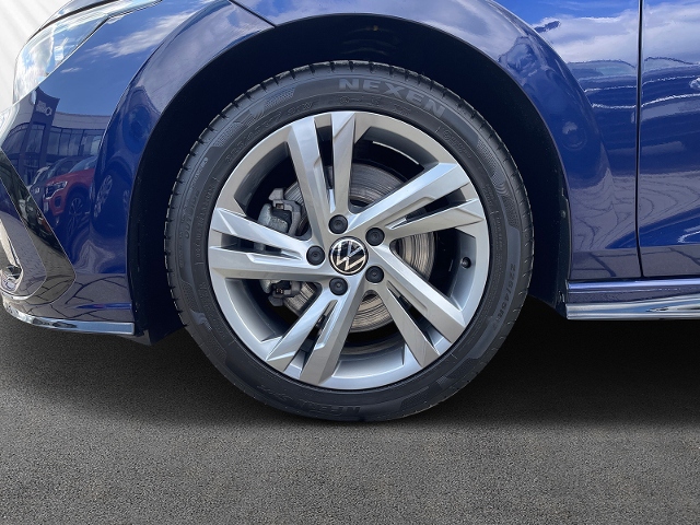 Volkswagen Golf 2.0 TSI 4Motion DSG Golf VIII