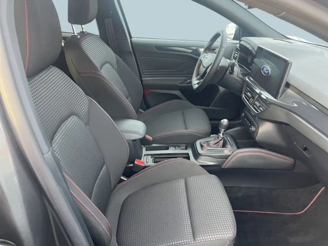 Ford Focus EcoBoost ST Line Wagon