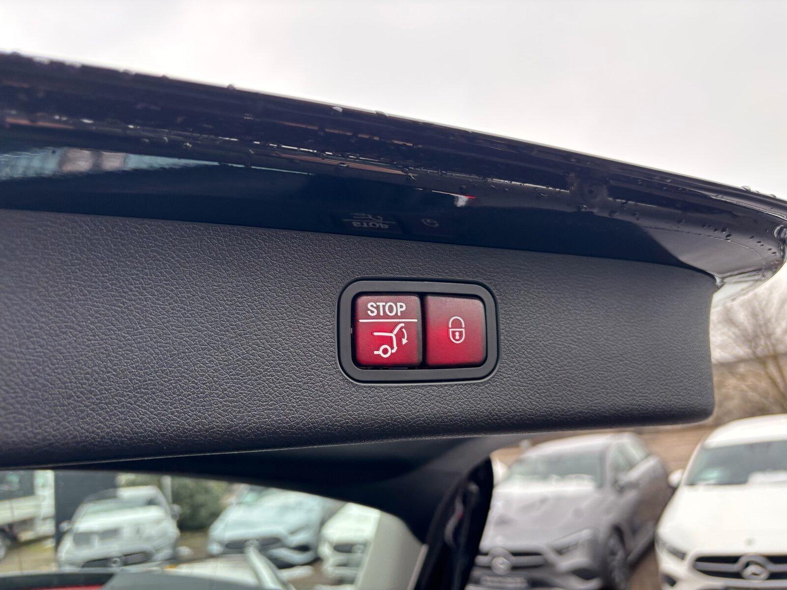 Mercedes-Benz E 300 E 300 e Estate