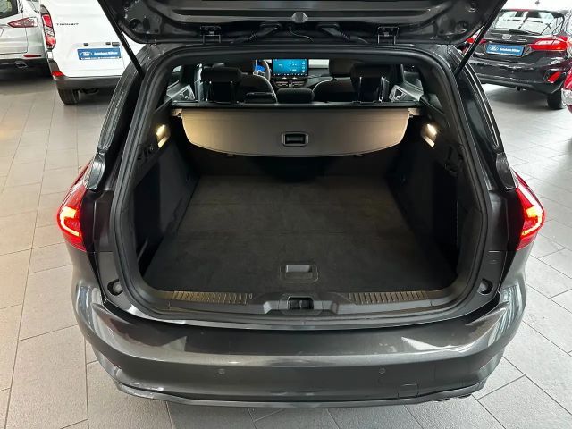 Ford Focus ST Line Wagon
