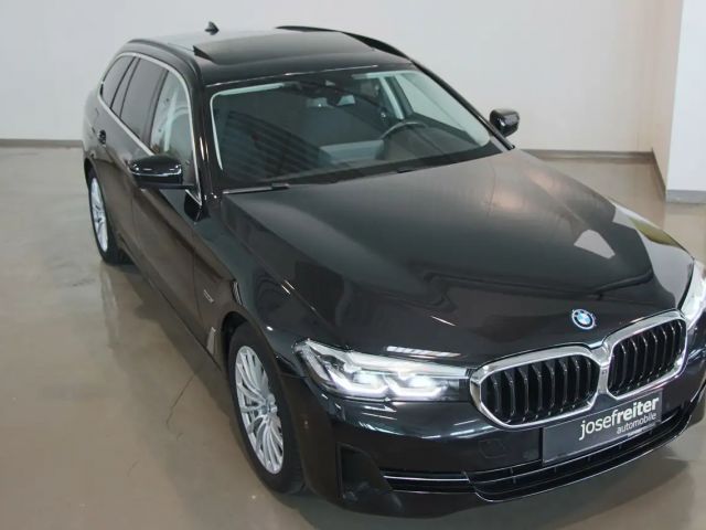 BMW 530 530e Touring