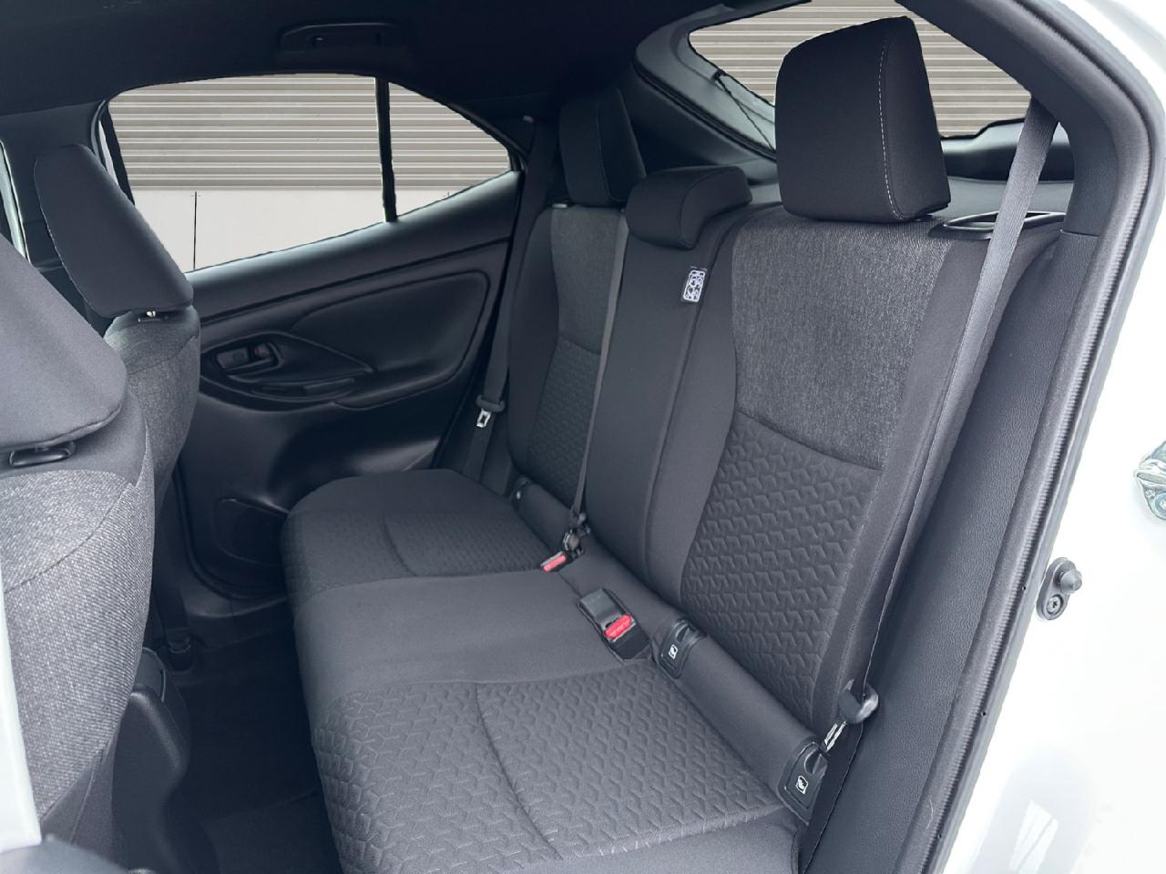 Toyota Yaris Cross 5-deurs Team D