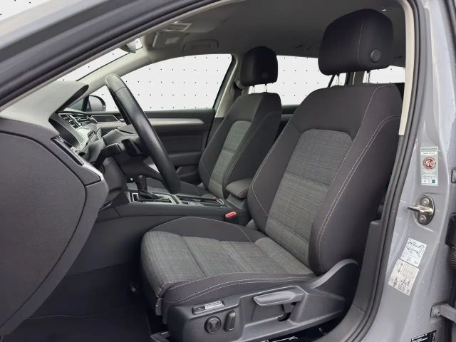 Volkswagen Passat 2.0 TDI Business DSG Variant