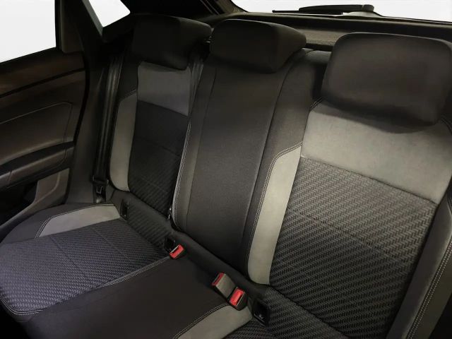 Volkswagen Polo 1.0 TSI DSG Highline R-Line