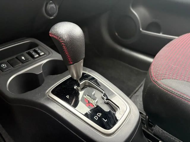 Mitsubishi Space Star CVT MIVEC Star