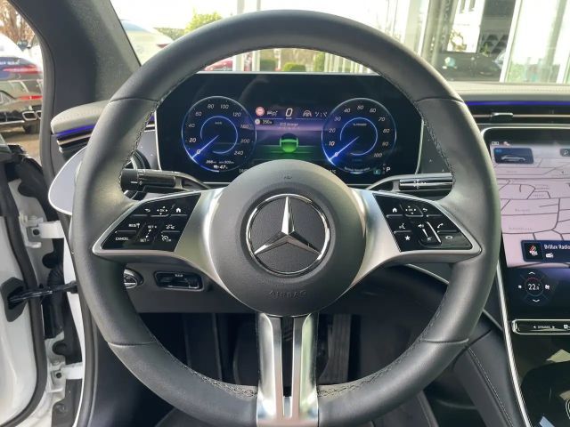 Mercedes-Benz EQE 350 AMG Line Sedan