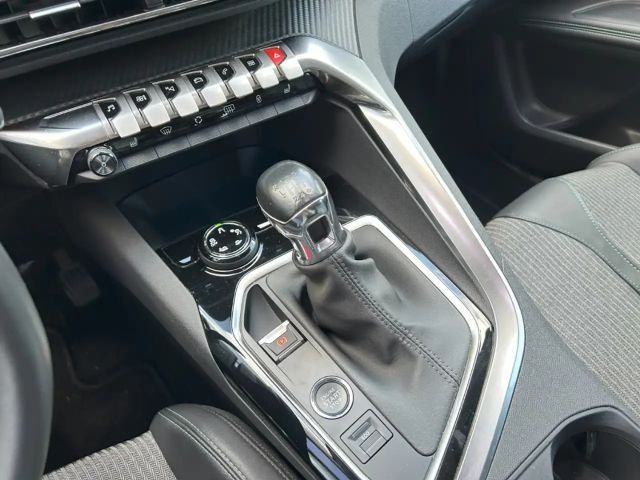 Peugeot 3008 Allure Pack PureTech