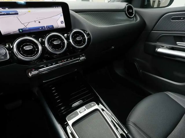 Mercedes-Benz B 180 Progressive