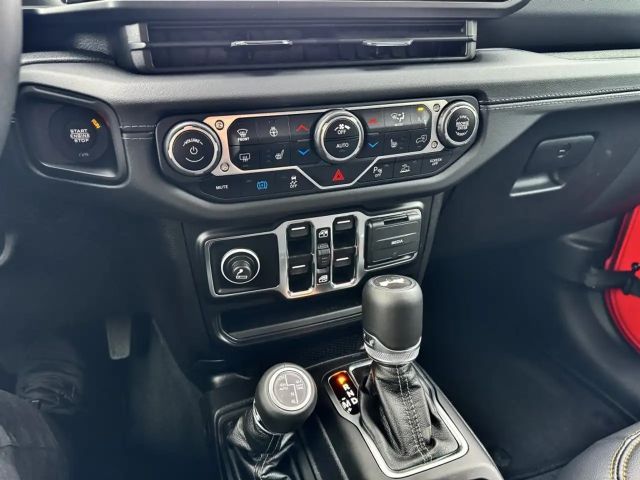 Jeep Wrangler 4xe Sahara