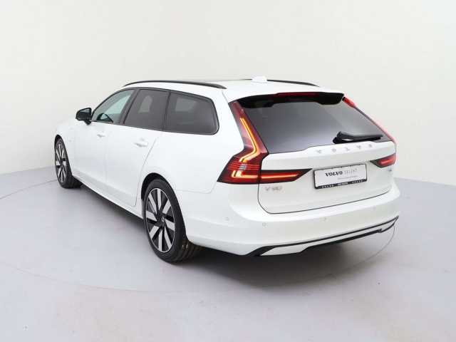 Volvo V90 AWD Dark Plus Recharge T6