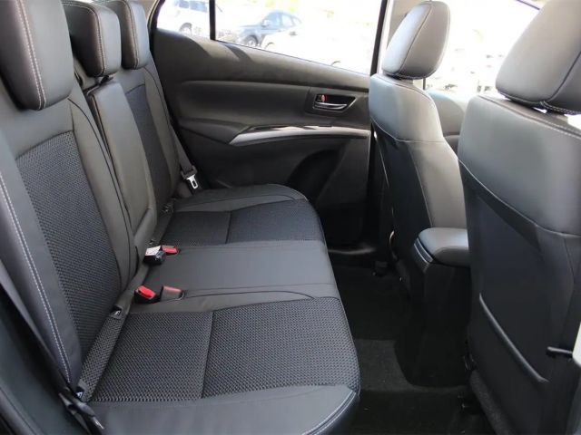 Suzuki S-Cross AllGrip Flash Hybrid