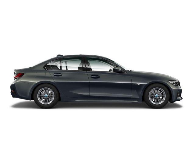 BMW 330 330e Sedan xDrive