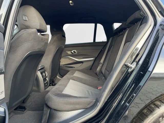BMW 330 330e M-Sport Touring