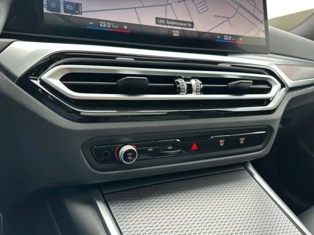 BMW 330 330e M-Sport Touring xDrive