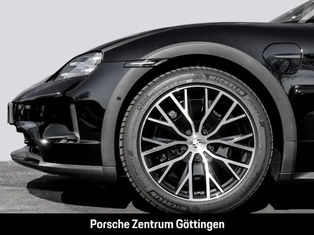 Porsche Taycan 4 Cross Turismo