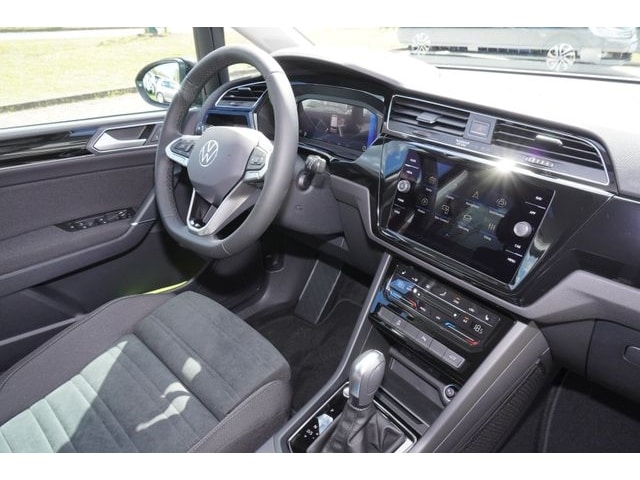 Volkswagen Touran DSG Highline
