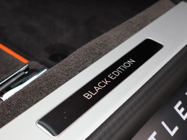 Bentley Flying Spur Hybrid V8