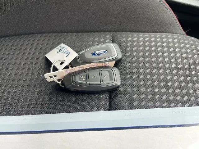 Ford Focus EcoBoost ST Line Wagon