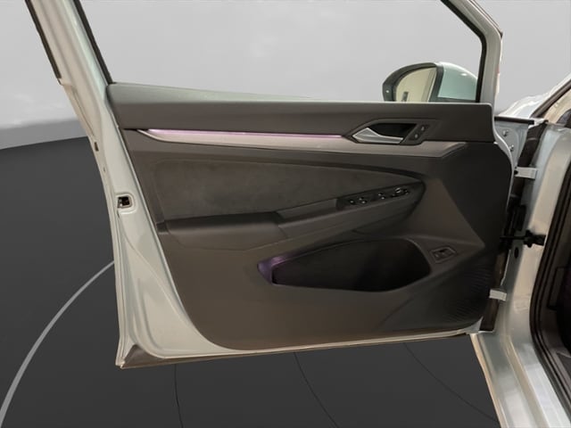 Volkswagen Golf 1.5 TSI Golf VIII Variant