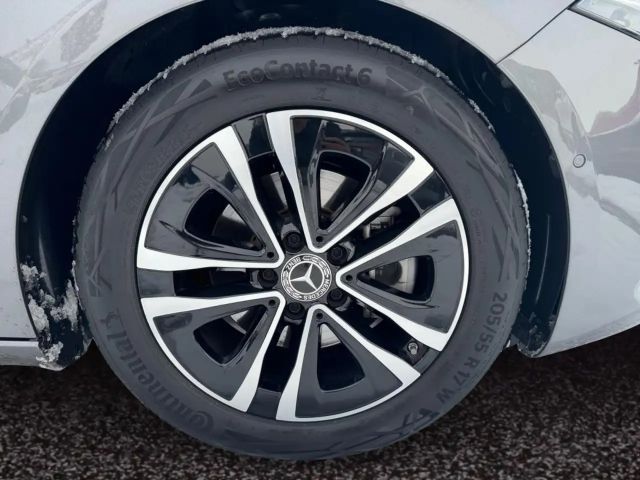 Mercedes-Benz A 180 A 180 d