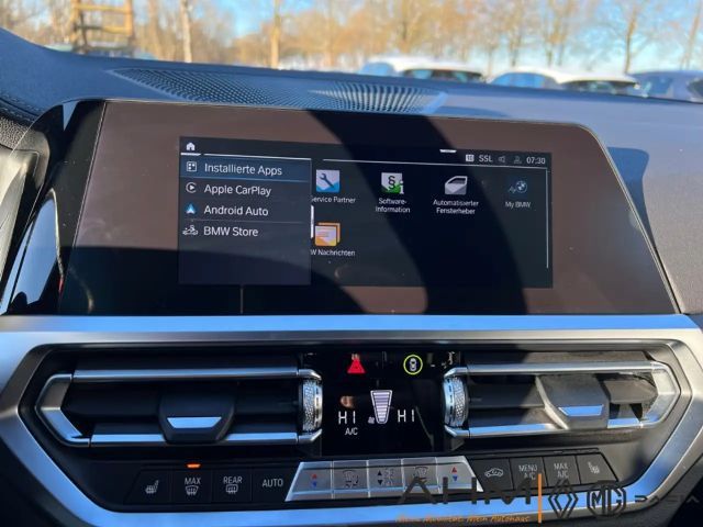 BMW 330 330e Luxury Line Touring