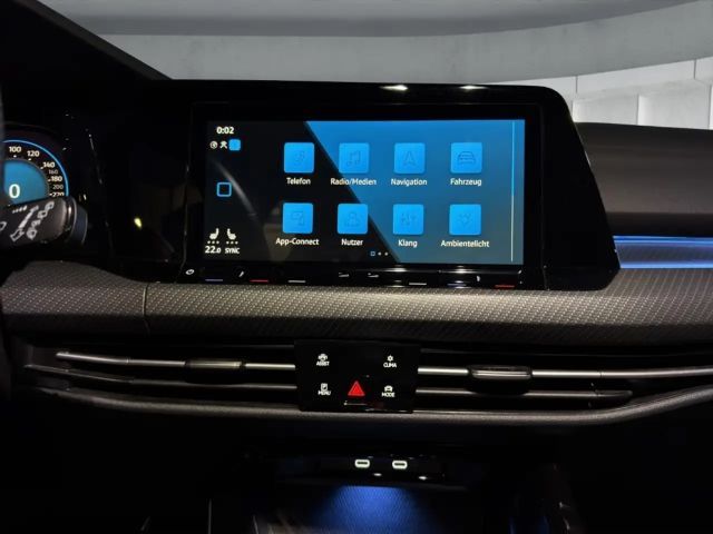 Volkswagen Golf 1.5 eTSI IQ.Drive R-Line