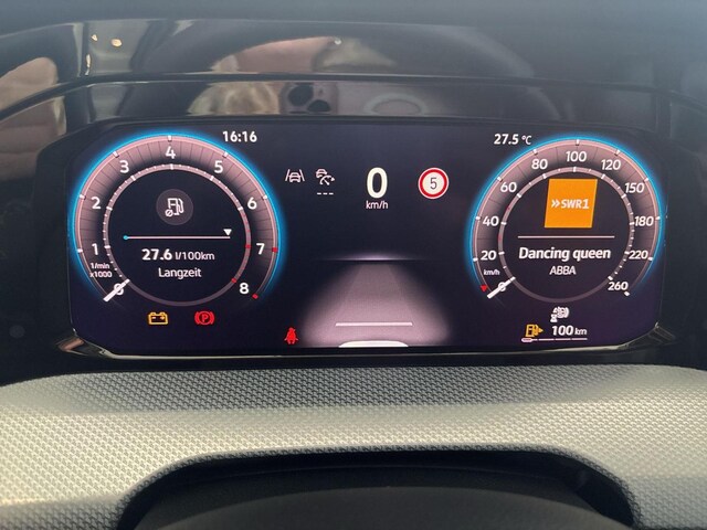 Volkswagen Golf 1.5 TSI Golf VIII