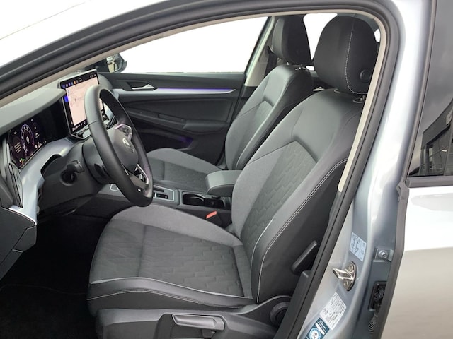 Volkswagen Golf 1.5 eTSI DSG Variant