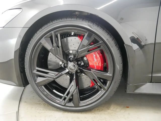 Audi RS6 Avant Quattro