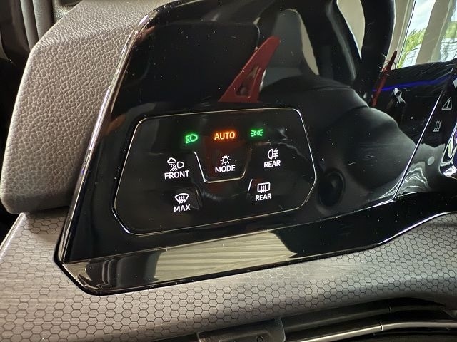 Volkswagen Golf 2.0 TSI DSG Golf VIII Style