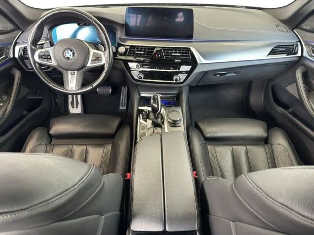 BMW 540 540d M-Sport Touring xDrive