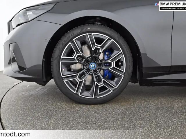 BMW i5 Sedan eDrive40
