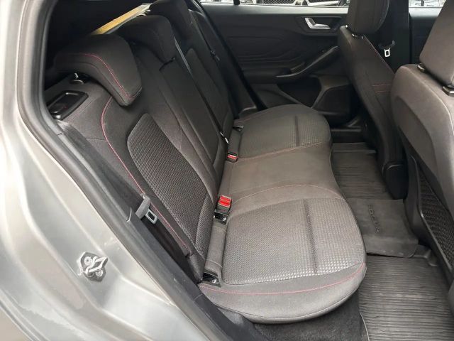 Ford Focus ST Line Wagon