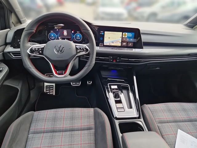 Volkswagen Golf DSG GTI Style