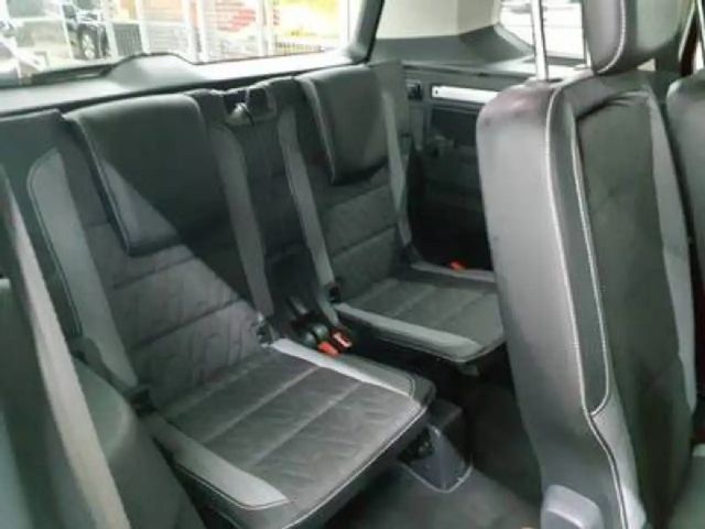 Volkswagen Touran 1.5 TSI