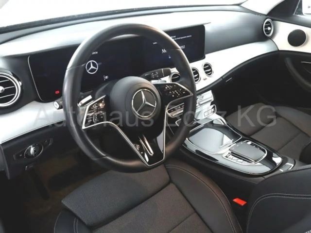 Mercedes-Benz E 220 E 220 d Estate