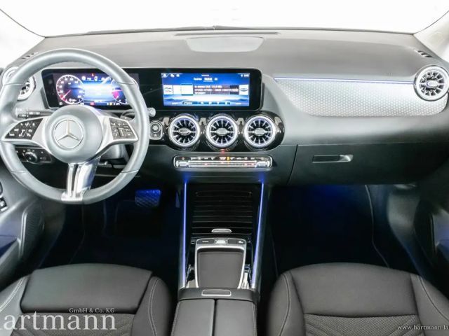 Mercedes-Benz GLA 220 4MATIC GLA 220 d