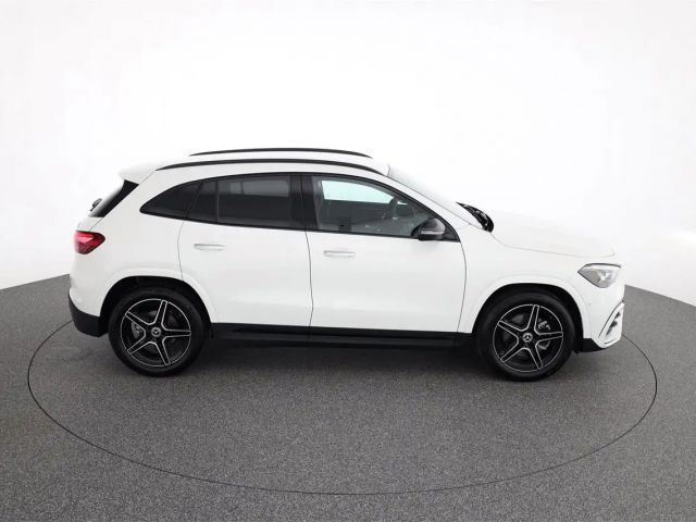 Mercedes-Benz GLA 200 4MATIC AMG Line GLA 200 d