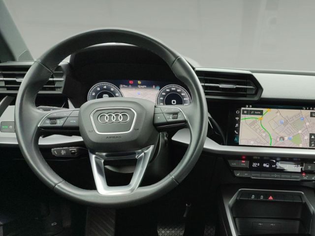 Audi A3 35 TFSI S-Line S-Tronic Sportback