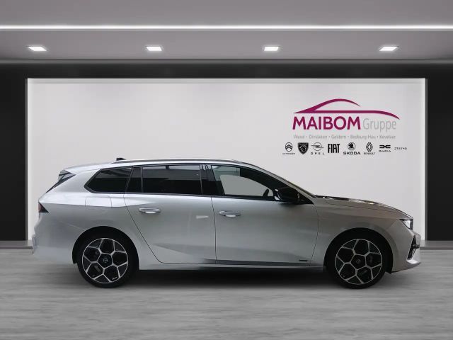 Opel Astra Sports Tourer Ultimate