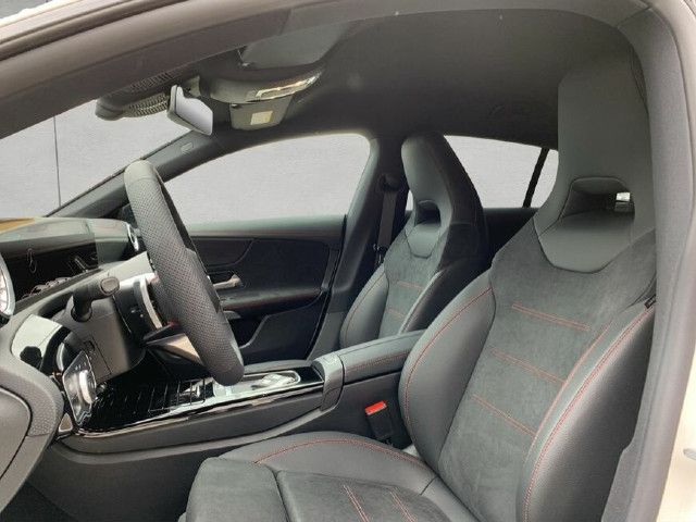 Mercedes-Benz CLA 180 Shooting Brake