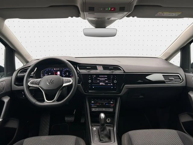 Volkswagen Touran 1.5 TSI DSG IQ.Drive R-Line