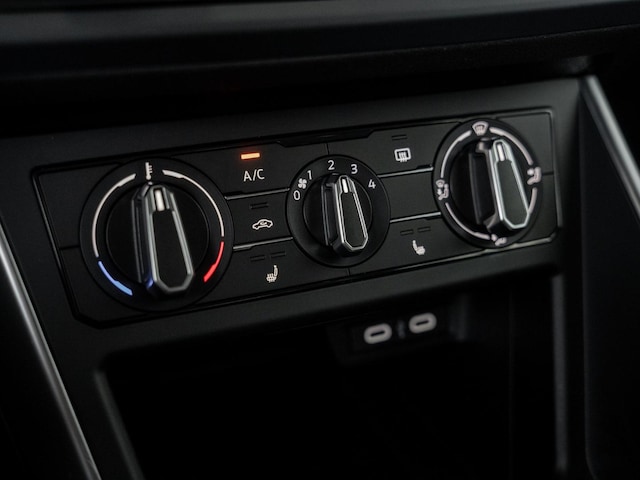 Volkswagen Polo 1.0 5-Gang Virtual LED PDC SHZ SoundSys