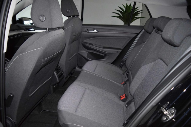 Volkswagen Golf TDI Navi Kamera GJR ACC