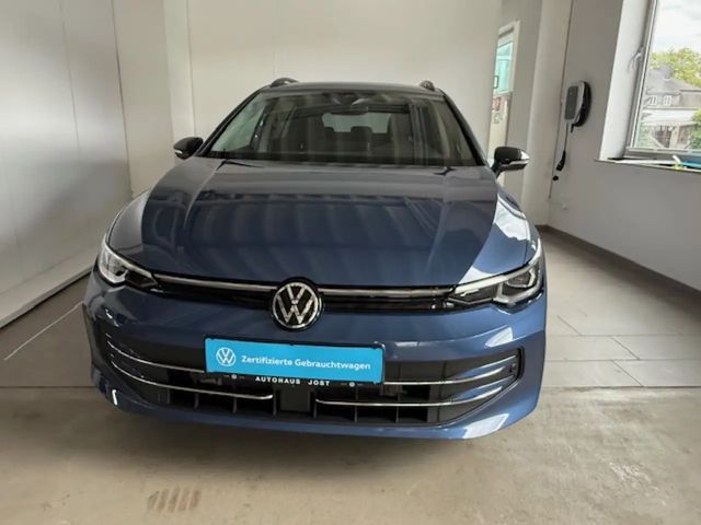 Volkswagen Golf 1.5 eTSI DSG Variant