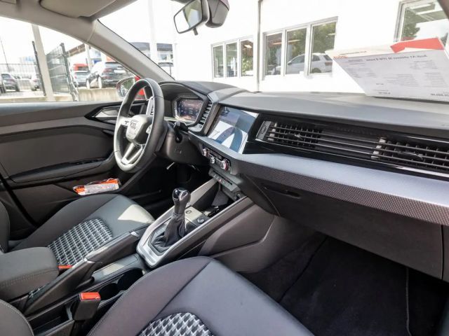 Audi A1 30 TFSI Allstreet S-Tronic
